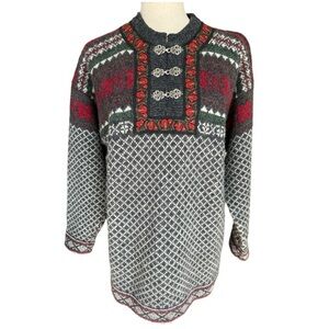 Nordic Folk Wool Sweater. Vintage Squaw Valley. Small